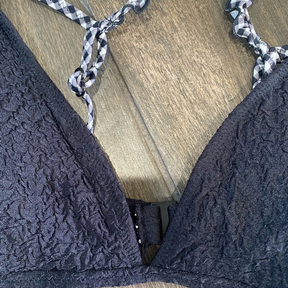 Black and White Bikini Top Medium - Picture 5 of 9